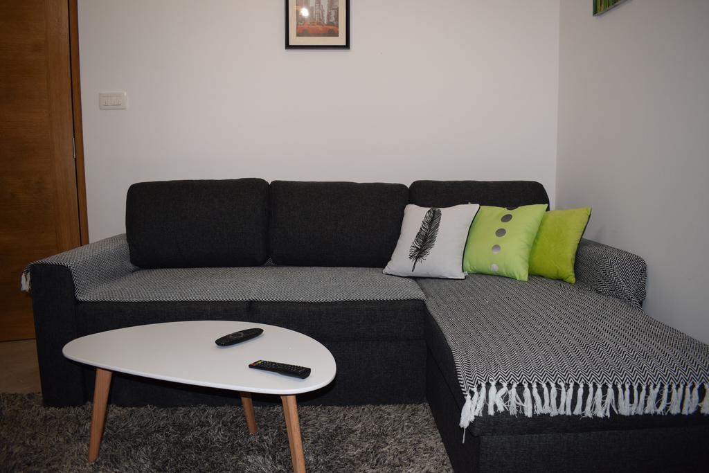 Apartment Fini Tivat Extérieur photo
