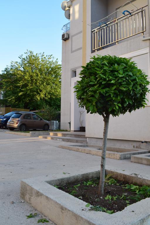 Apartment Fini Tivat Extérieur photo